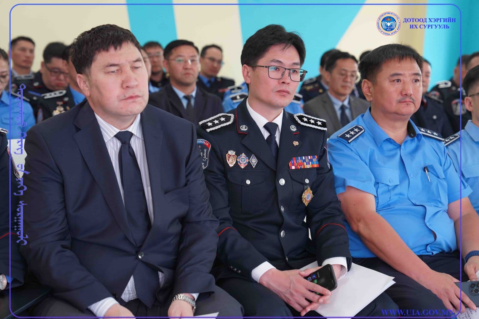 ЦАГДААГИЙН СУРГУУЛИЙН СУРГАЛТЫН ХӨТӨЛБӨРҮҮДЭД ҮНЭЛГЭЭ ХИЙЖ, ШИНЭЧЛЭН БОЛОВСРУУЛАХААР АЖИЛЛАЖ БАЙНА